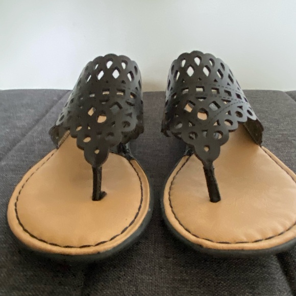 BOC Born Concept Butterfly Perforated Black Boho Casual Summer Flat Sandals-Sz-8 - Picture 3 of 16